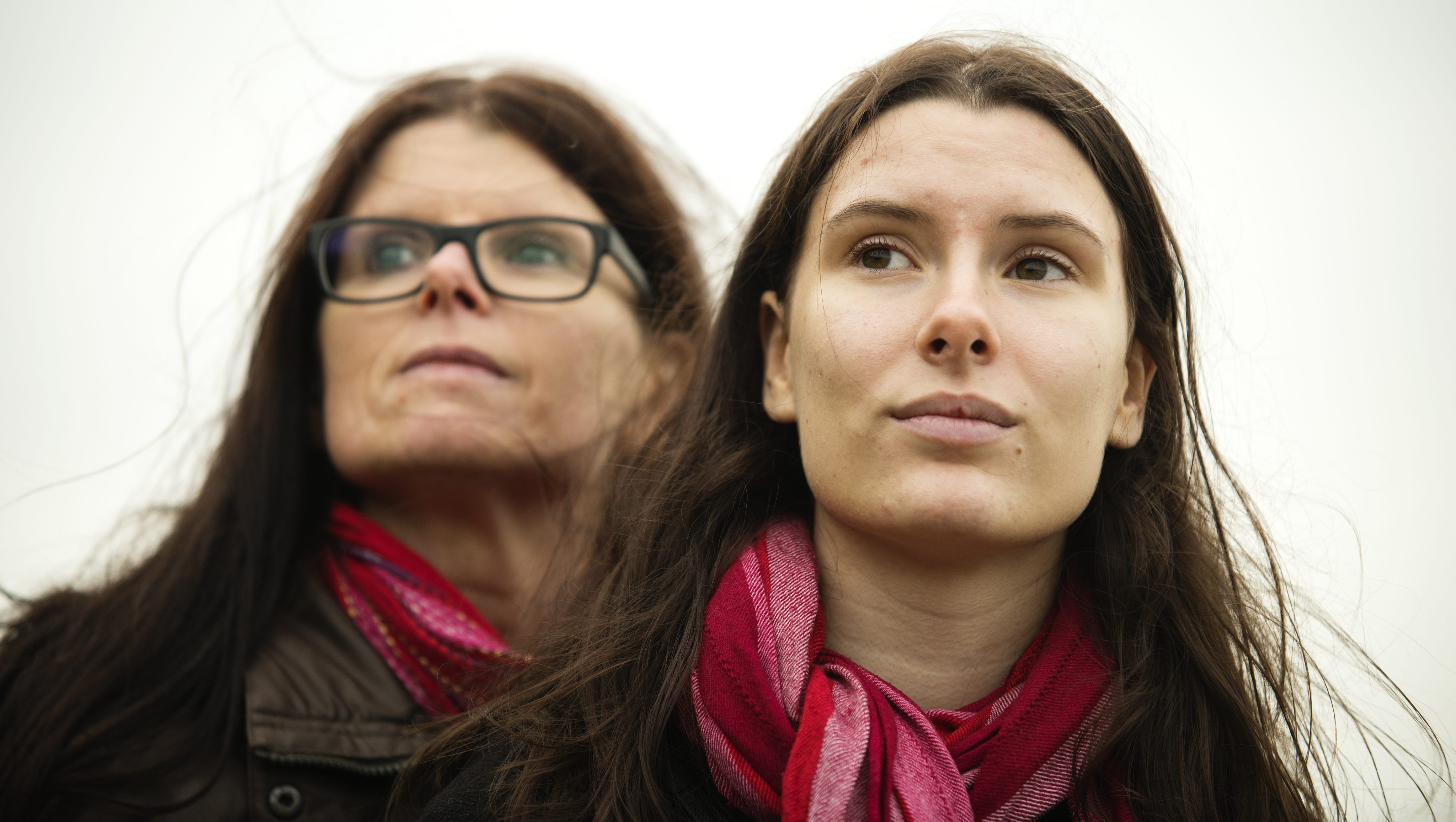 Léah Martinsson och mamma Anna Martinsson har gått igenom traumaterapin tillsammans. Foto: Anna Rehnberg