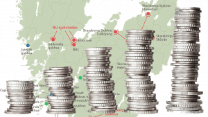 Bild på olika travar med mynt och en karta som visar var sjukhusen finns i Västra Götaland.